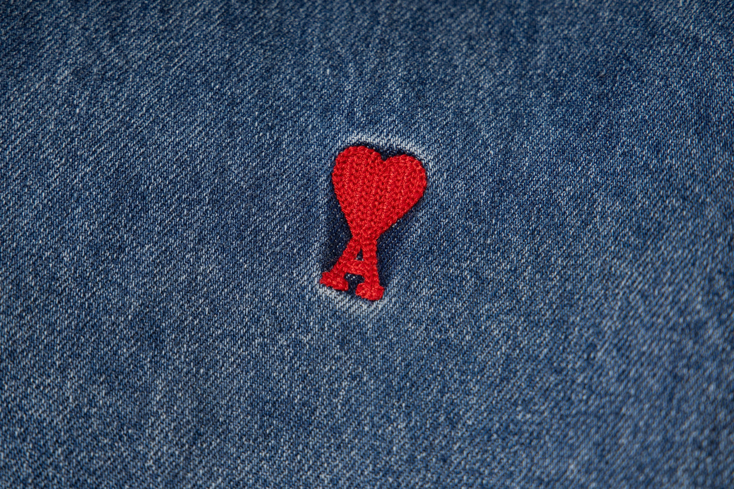 Ami Heart Logo Embroidered Denim Shirt 852